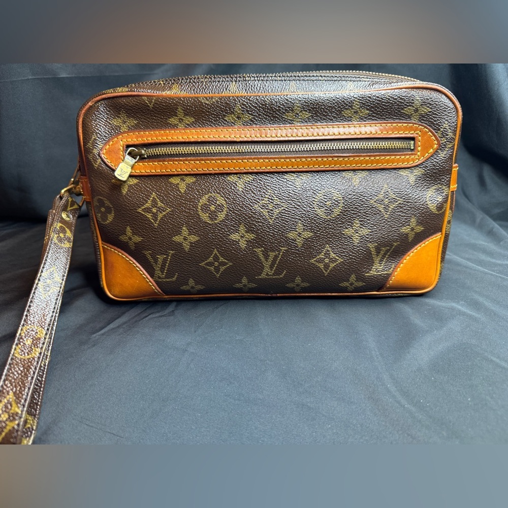 Louis Vuitton Monogram Marly
Dragonne GM Clutch